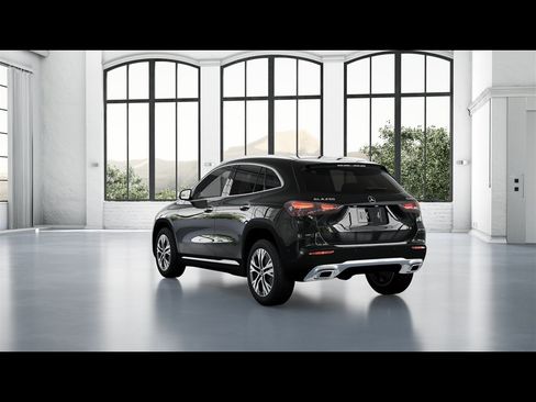 Certified 2026 Mercedes-Benz GLA 250 4MATIC image 23