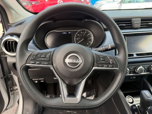 Used 2025 Nissan Versa SV FWD image 24