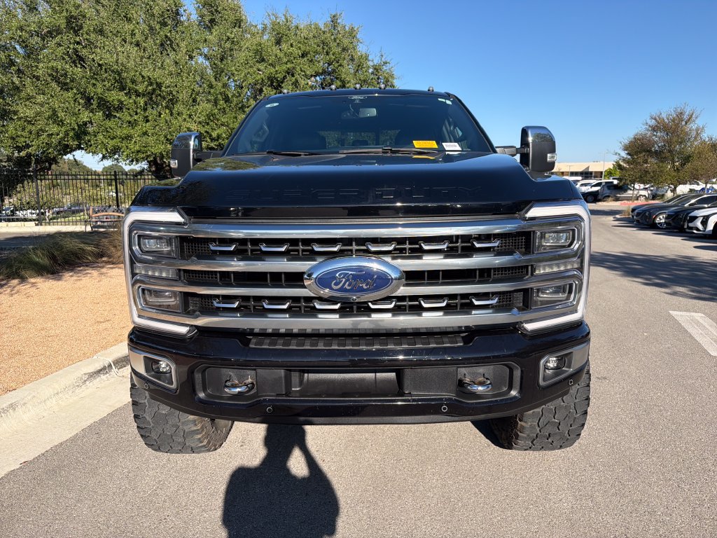 Used 2024 Ford F250 Platinum AWD/4WD image 2
