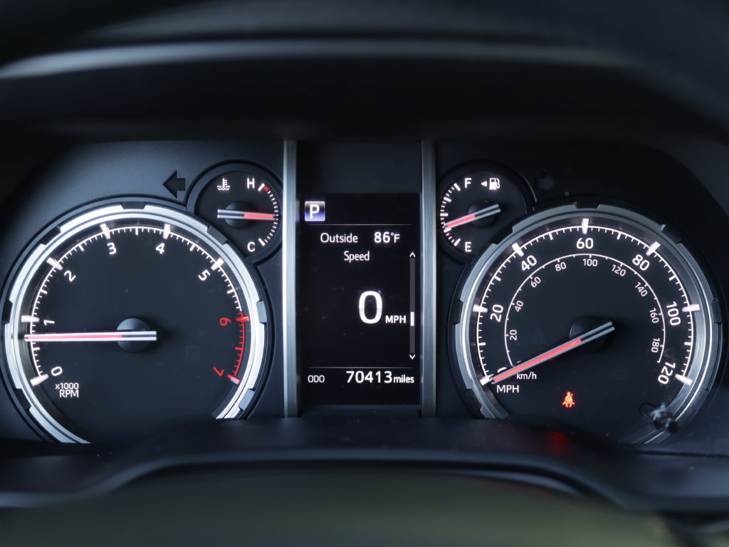 Used 2022 Toyota 4Runner TRD Off-Road Premium w/ TRD Black Wheel Package (TMS) AWD/4WD image 12