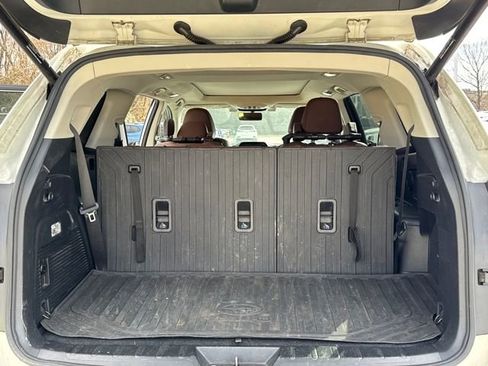 Used 2019 Subaru Ascent Touring image 12