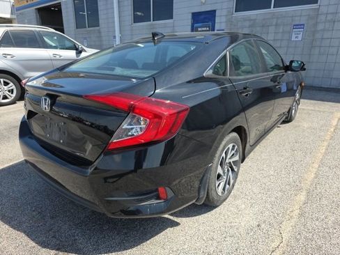 Used 2017 Honda Civic EX image 5