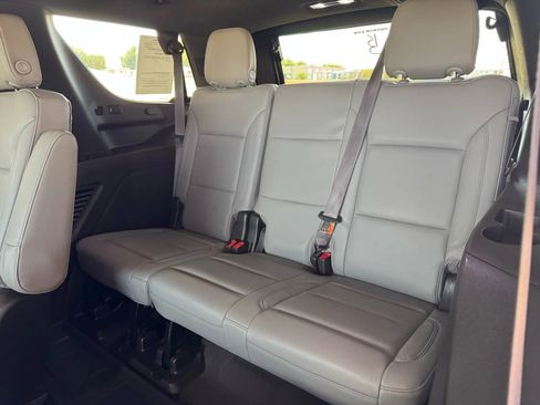 Used 2021 Chevrolet Tahoe Z71 w/ Z71 Off-Road Package image 22