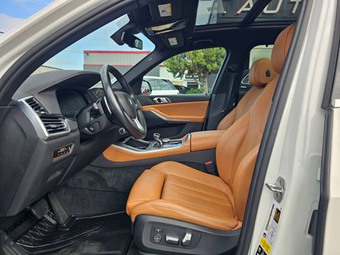 Used 2022 BMW X5 xDrive40i AWD/4WD image 23