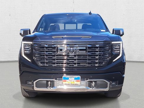 Used 2024 GMC Sierra 1500 Denali Ultimate image 2