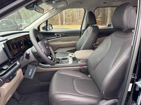 New 2026 Kia Carnival image 10