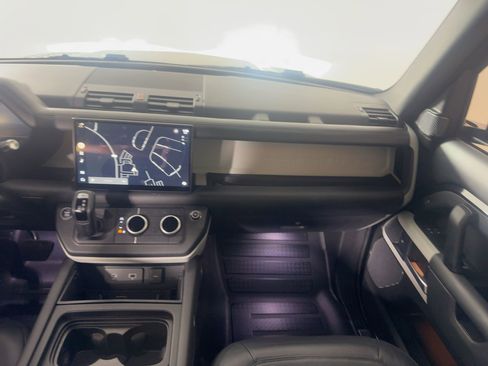 Used 2022 Land Rover Defender 110 XS Edition image 27