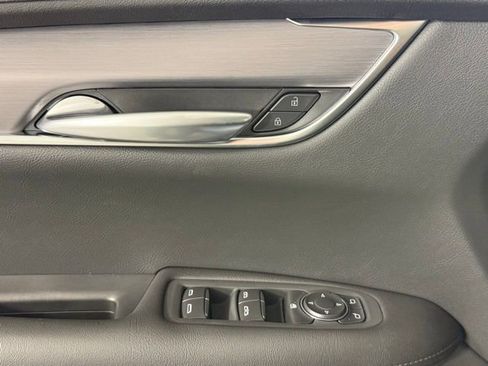 New 2026 Cadillac XT5 Luxury image 16