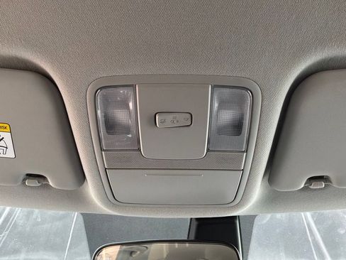 Used 2025 Kia Soul LX w/ LX Technology Package FWD image 15