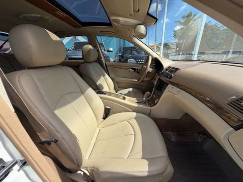 Used 2007 Mercedes-Benz E 350 4MATIC Sedan image 14