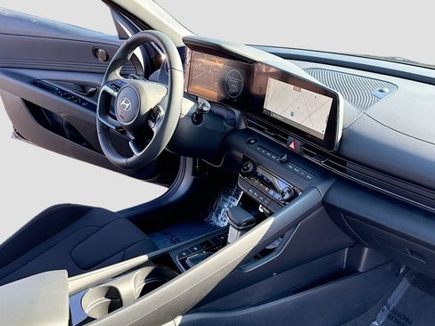 New 2026 Hyundai Elantra Sport image 5