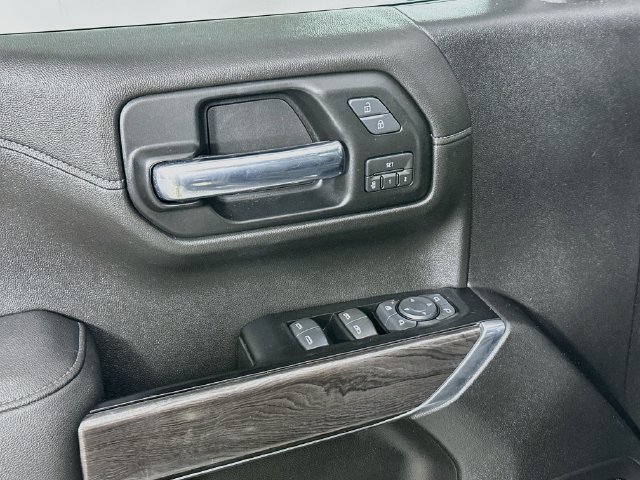 Used 2019 Chevrolet Silverado 1500 LTZ w/ LTZ Convenience Package AWD/4WD image 21