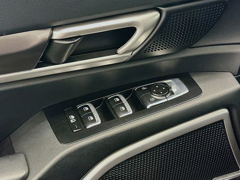Used 2025 Kia Telluride S AWD/4WD image 15