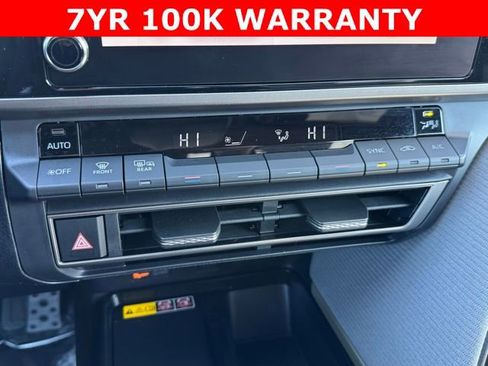 Certified 2025 Toyota Camry SE AWD/4WD image 13