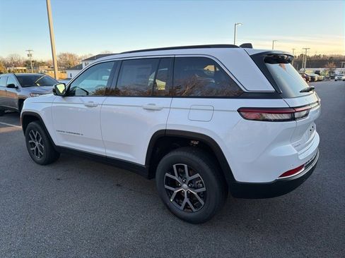 New 2025 Jeep Grand Cherokee Limited image 5