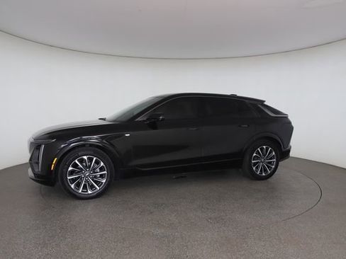 Used 2024 Cadillac Lyriq Sport w/ LPO, Floor Liner Package AWD/4WD image 5