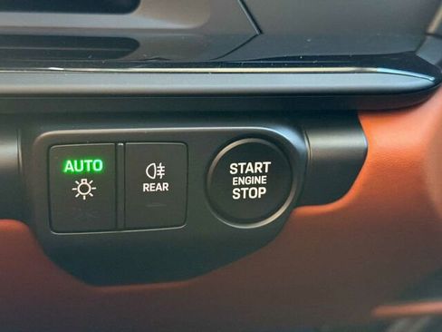 Used 2025 Porsche 911 Carrera S image 27