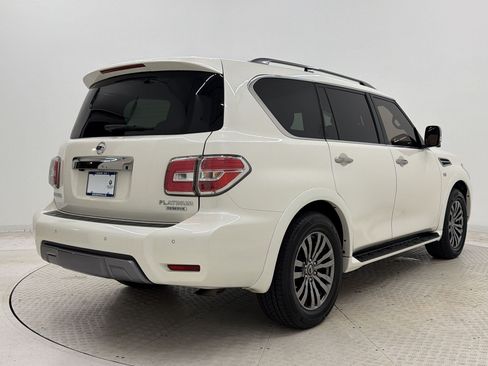 Used 2019 Nissan Armada Platinum w/ Captain's Chairs Package RWD image 9