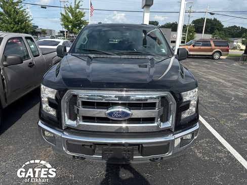 Used 2017 Ford F150 XLT AWD/4WD image 2