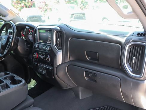 Used 2022 Chevrolet Silverado 1500 LT RWD image 34