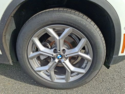 Used 2023 BMW X4 xDrive30i w/ Parking Assistance Package image 8