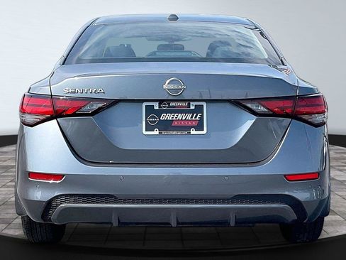 Certified 2025 Nissan Sentra SV FWD image 5