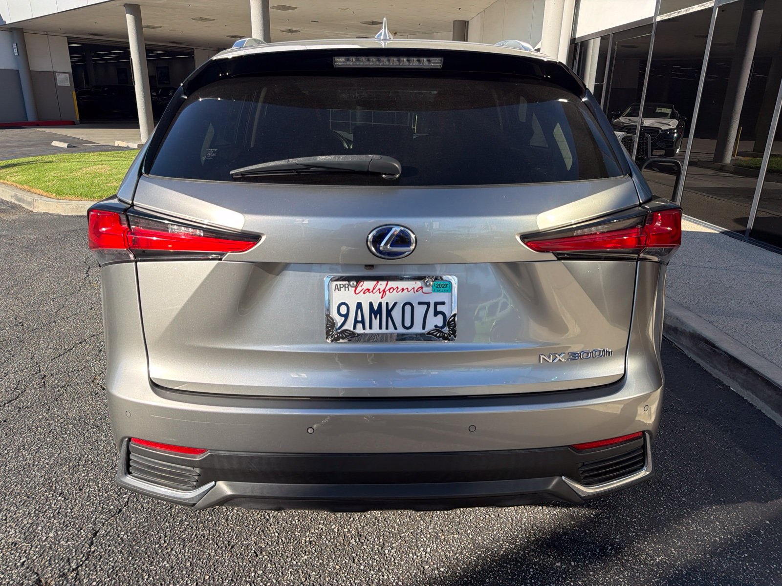 Used 2019 Lexus NX 300h AWD w/ Comfort Package image 5