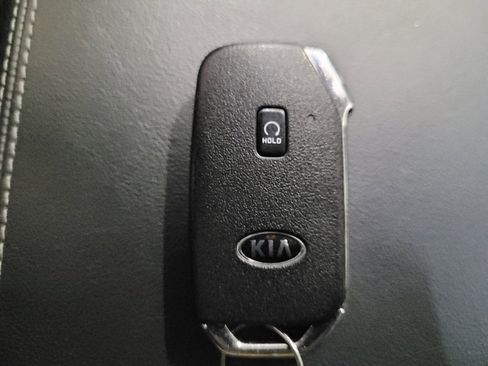 Used 2021 Kia Sorento S w/ Panoramic Sunroof Package AWD/4WD image 32