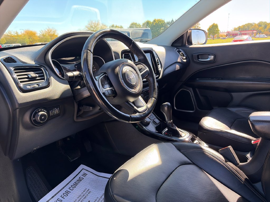Used 2019 Jeep Compass Limited AWD/4WD image 16