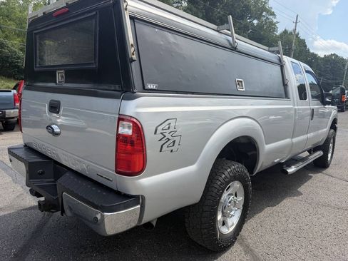 Used 2016 Ford F250 XLT w/ XLT Value Package AWD/4WD image 8