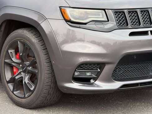 Used 2017 Jeep Grand Cherokee SRT AWD/4WD image 10
