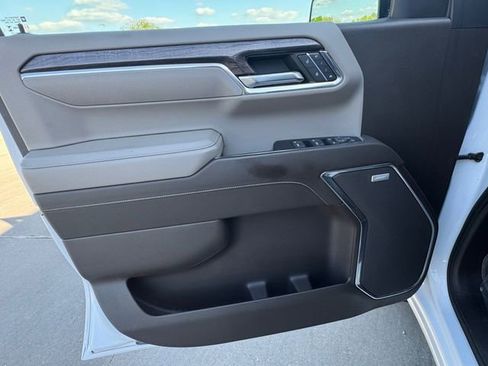 Certified 2023 Chevrolet Silverado 1500 LTZ AWD/4WD image 4