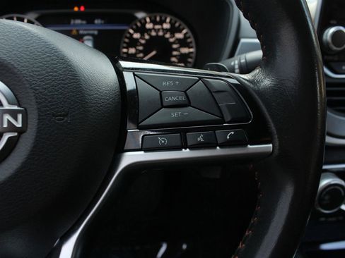 Used 2023 Nissan Altima 2.5 SR FWD image 30