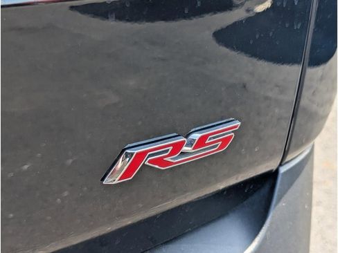 Used 2023 Chevrolet Traverse RS image 9