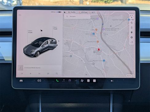 Used 2018 Tesla Model 3 Mid Range image 12