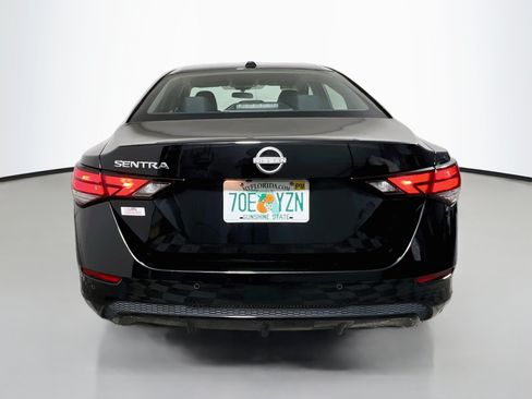 Used 2025 Nissan Sentra SV FWD image 6