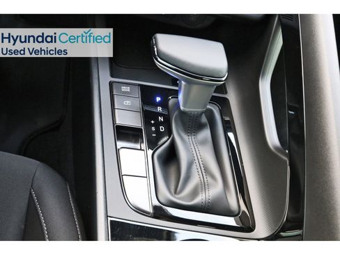 Certified 2025 Hyundai Elantra SEL FWD image 28