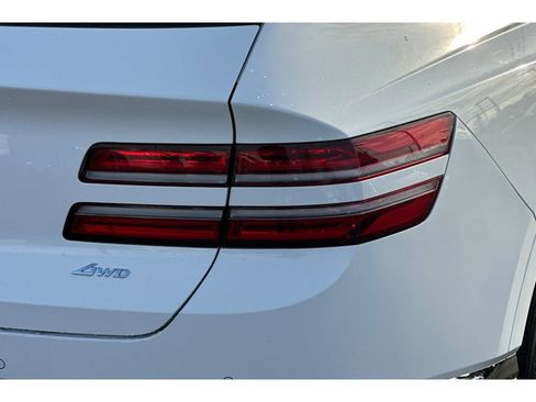Used 2024 Genesis GV80 2.5T image 28