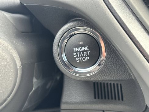 Certified 2025 Subaru Crosstrek 2.5i Limited image 27