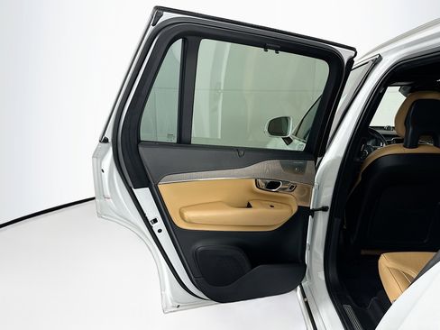 Used 2020 Volvo XC90 T8 Inscription w/ Protection Package image 27