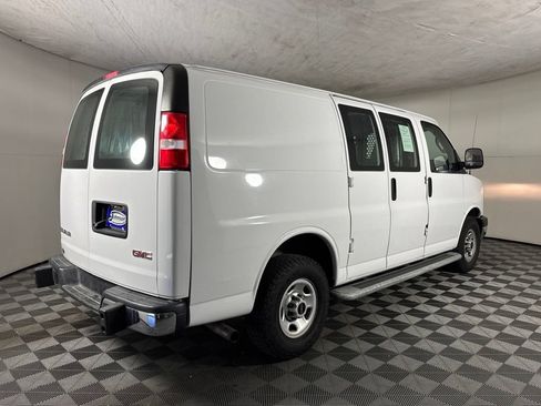 Used 2020 GMC Savana 2500 w/ Driver Convenience Package RWD image 5