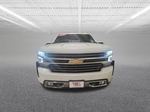 Used 2021 Chevrolet Silverado 1500 High Country w/ Technology Package image 3