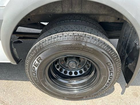 Used 2013 Mercedes-Benz Sprinter 3500 image 19