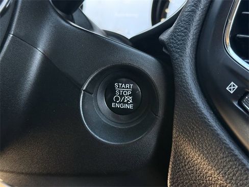 Used 2018 Jeep Compass Latitude w/ Popular Equipment Group image 22