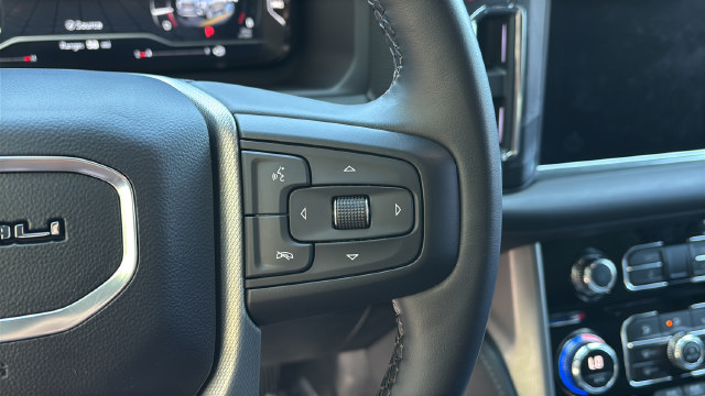 Used 2023 GMC Yukon Denali w/ Max Trailering Package AWD/4WD image 24