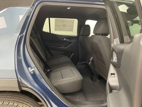 New 2026 Chevrolet Equinox LT w/ Safety and Technology Package AWD/4WD image 12