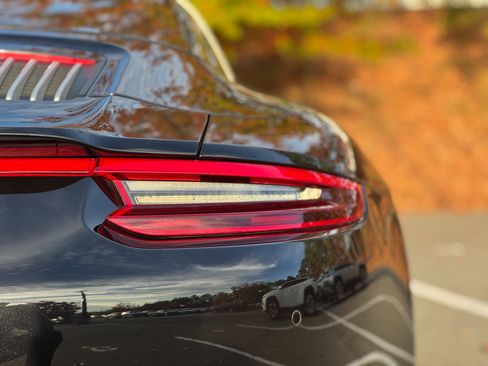 Used 2019 Porsche 911 image 29