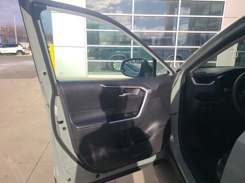 Used 2023 Toyota RAV4 XLE image 17