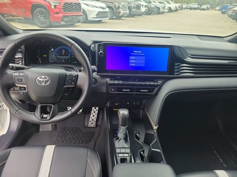 Certified 2025 Toyota Camry SE w/ Multimedia Upgrade Package FWD image 18