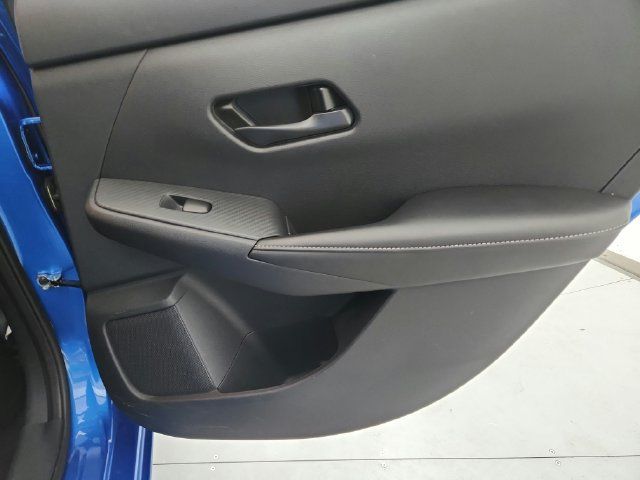 Used 2025 Nissan Sentra SV FWD image 38